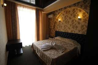 Гостиница Золотая Империя Лазаревское Стандартный двухместный номер с 1 кроватью или 2 отдельными кроватями-16